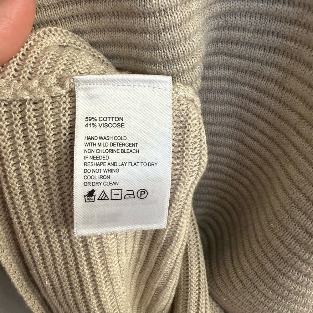 Tommy Bahama Bonita Sequined V Neck Sweater Women's Medium Beige Ribbed - Picture 6 of 13